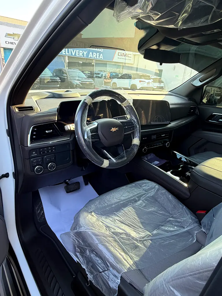 CHEVROLET Tahoe LS 2026 - photo 4 - Import Émirats | International Cars