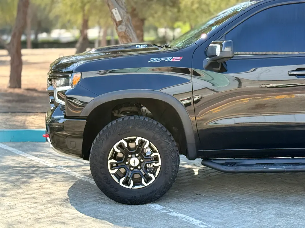CHEVROLET Silverado ZR2 2022 - photo 3 - Import Émirats | International Cars