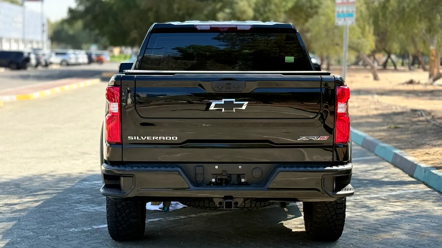 CHEVROLET Silverado ZR2 2022 - photo 8 - Import Émirats | International Cars