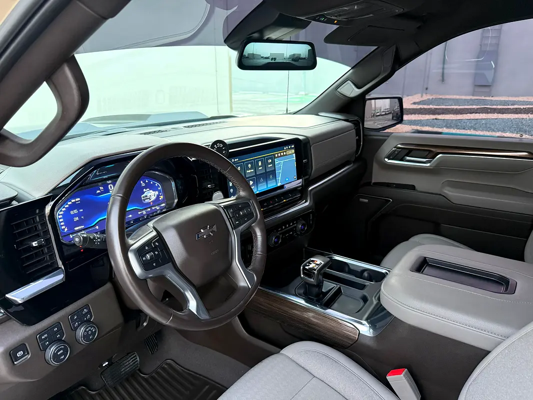 CHEVROLET Silverado 1500 LT Trail Boss 2022 - photo 4 - Import Émirats | International Cars