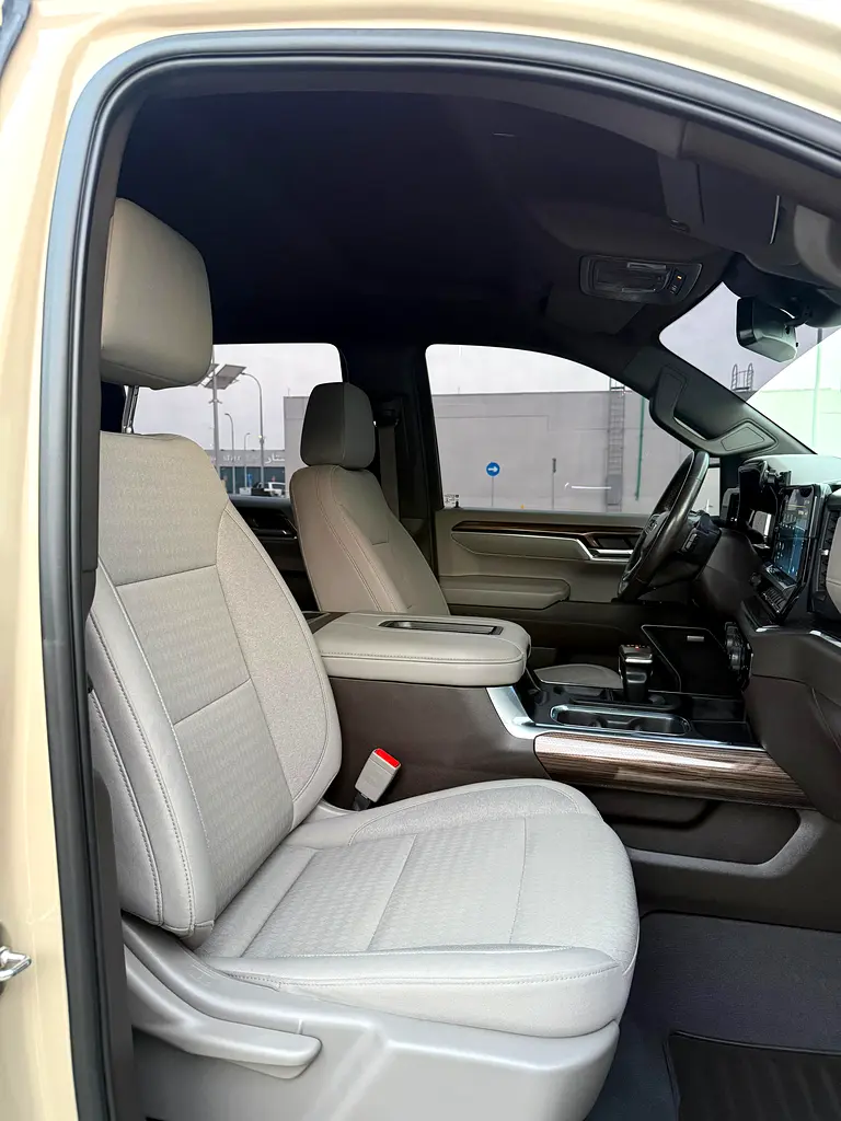 CHEVROLET Silverado 1500 LT Trail Boss 2022 - photo 6 - Import Émirats | International Cars