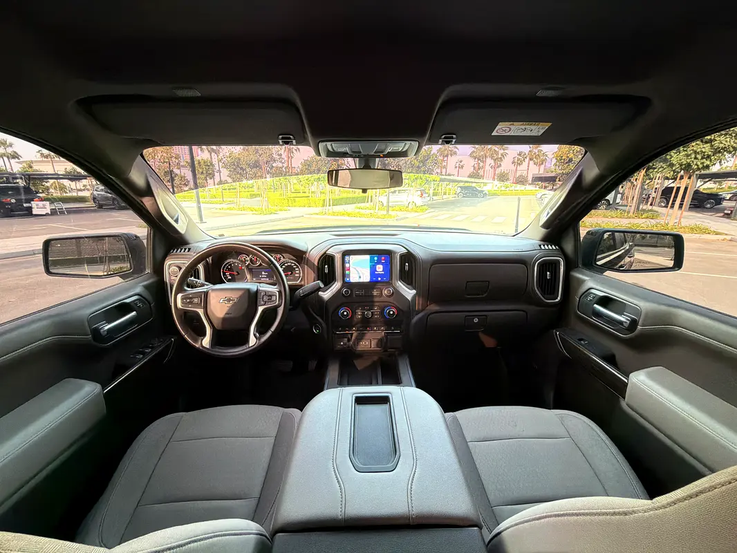 CHEVROLET Silverado 1500 LT Trail Boss 2021 - photo 12 - Import Émirats | International Cars