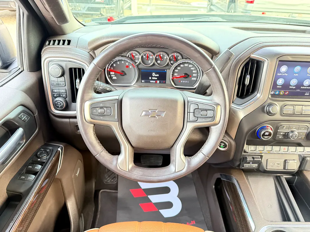 CHEVROLET Silverado 1500 LT Trail Boss 2021 - photo 10 - Import Émirats | International Cars