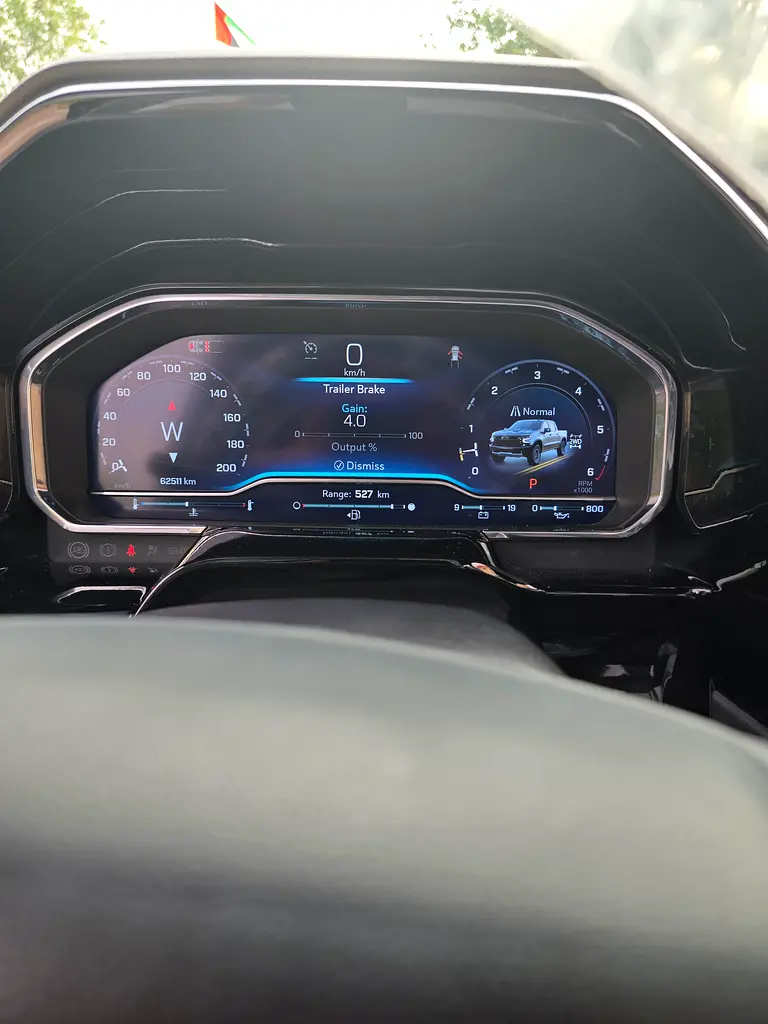 CHEVROLET Silverado ZR2 2024 - photo 10 - Import Émirats | International Cars