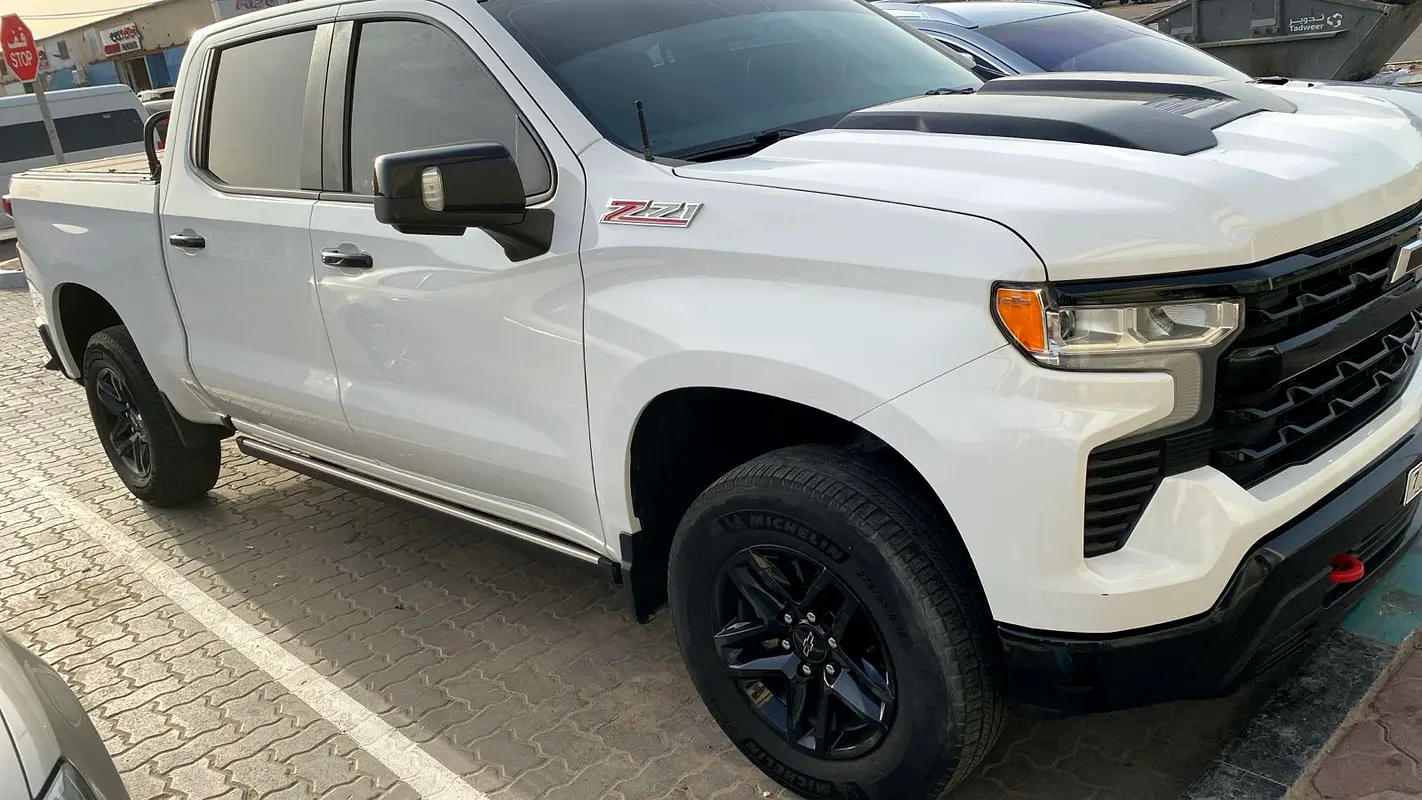 CHEVROLET Silverado 1500 LT Trail Boss 2023 - photo 4 - Import Émirats | International Cars