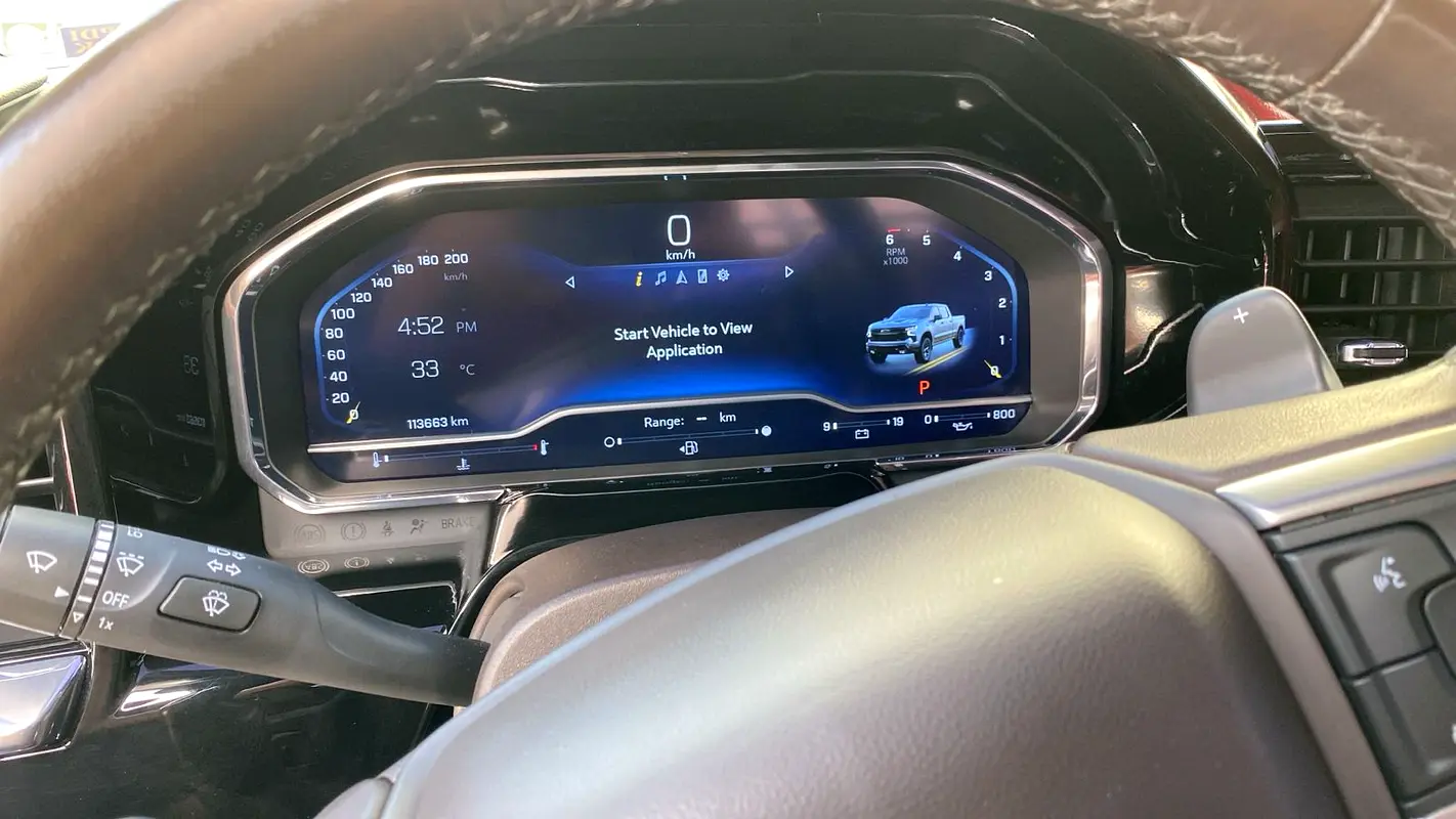 CHEVROLET Silverado 1500 LT Trail Boss 2023 - photo 5 - Import Émirats | International Cars