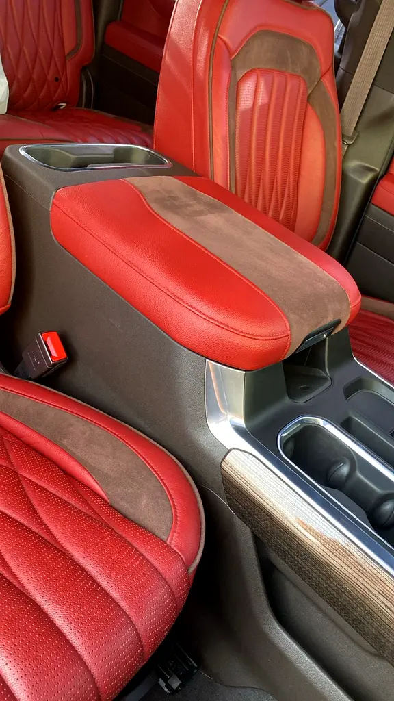 CHEVROLET Silverado 1500 LT Trail Boss 2023 - photo 7 - Import Émirats | International Cars