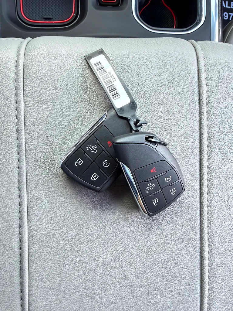 CHEVROLET Silverado 1500 LT Trail Boss 2025 - photo 12 - Import Émirats | International Cars