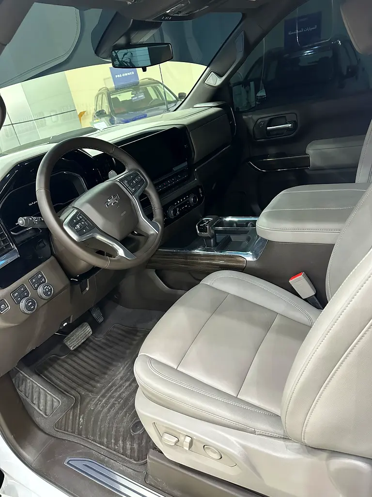 CHEVROLET Silverado 1500 LT Trail Boss 2025 - photo 10 - Import Émirats | International Cars