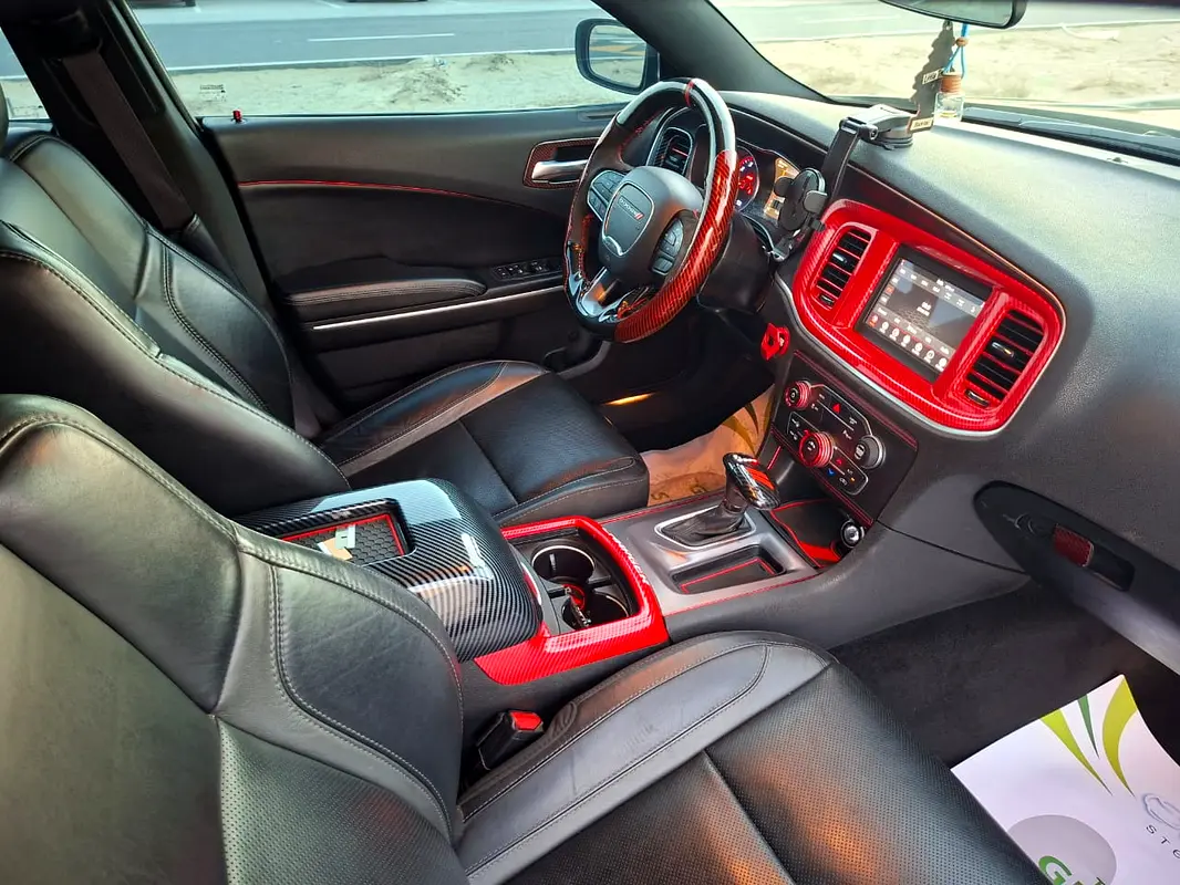 DODGE Charger SXT 2021 - photo 11 - Import Émirats | International Cars