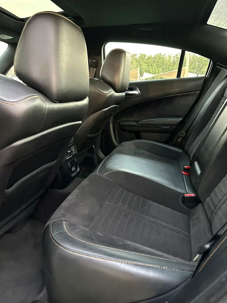 DODGE Charger Daytona R/T 2018 - photo 10 - Import Émirats | International Cars