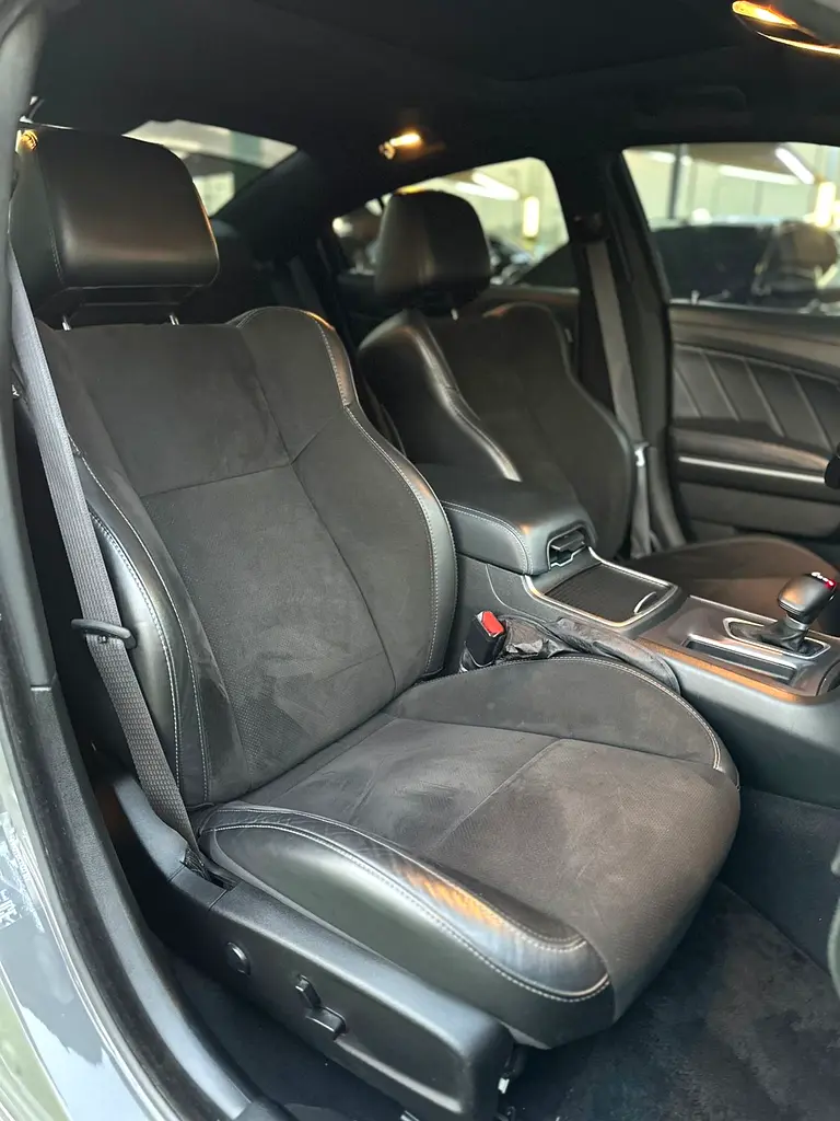 DODGE Charger R/T 2023 - photo 9 - Import Émirats | International Cars