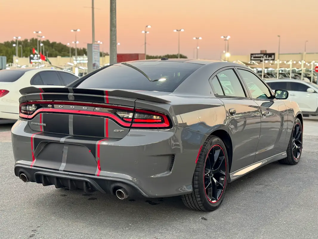 DODGE Charger GT 2019 - photo 4 - Import Émirats | International Cars