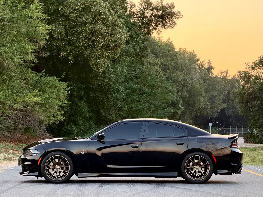 DODGE Charger SRT8 Hellcat 2018 - photo 4 - Import Émirats | International Cars