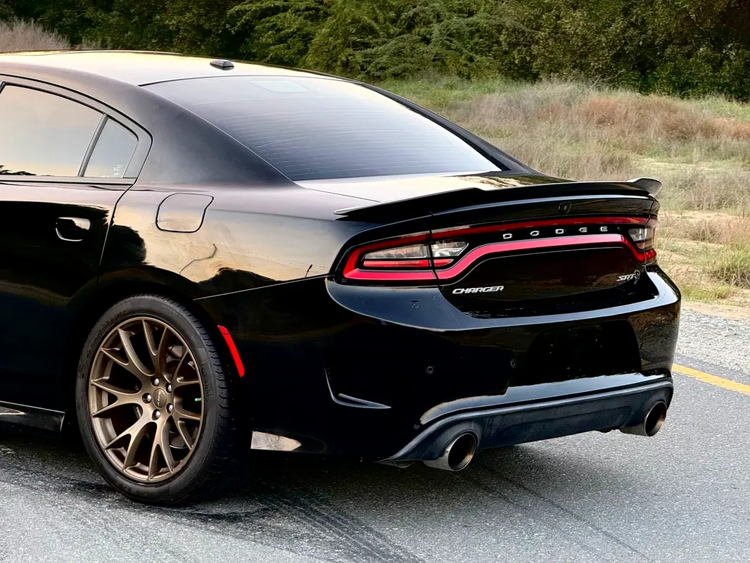DODGE Charger SRT8 Hellcat 2018 - photo 5 - Import Émirats | International Cars