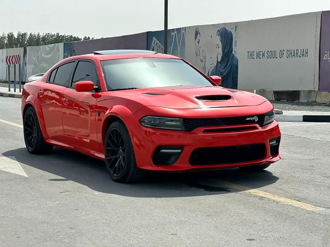 DODGE Charger SRT8 Hellcat 2016 - photo 2 - Import Émirats | International Cars
