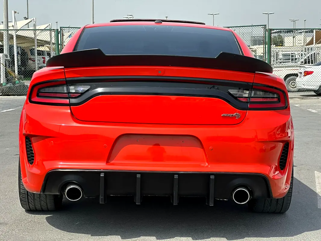 DODGE Charger SRT8 Hellcat 2016 - photo 7 - Import Émirats | International Cars