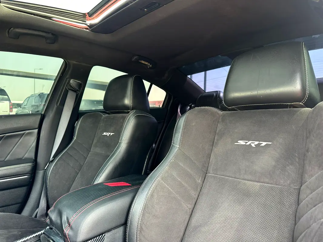 DODGE Charger SRT8 Hellcat 2016 - photo 9 - Import Émirats | International Cars
