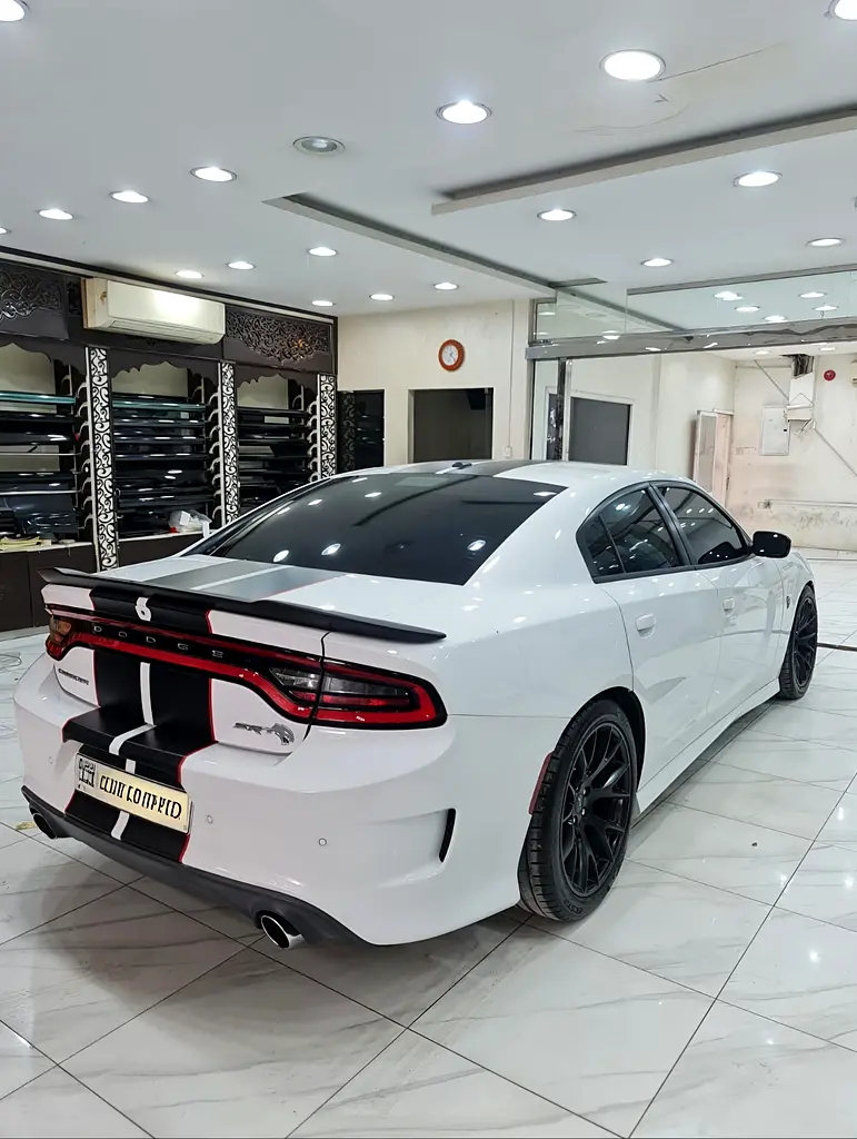 DODGE Charger SRT8 Hellcat 2016 - photo 8 - Import Émirats | International Cars