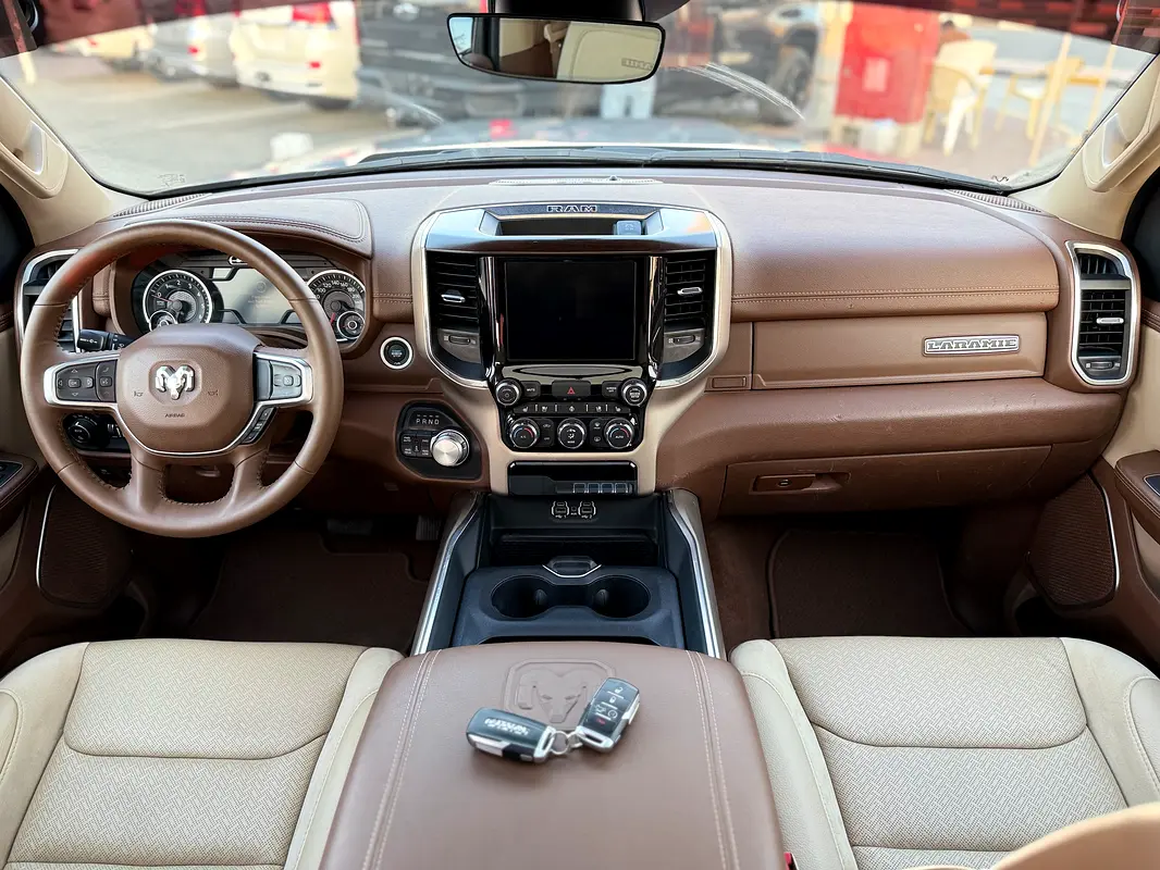 DODGE Ram 1500 Laramie 2021 - photo 11 - Import Émirats | International Cars
