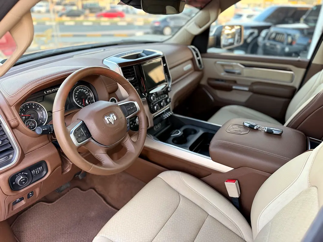 DODGE Ram 1500 Laramie 2021 - photo 8 - Import Émirats | International Cars