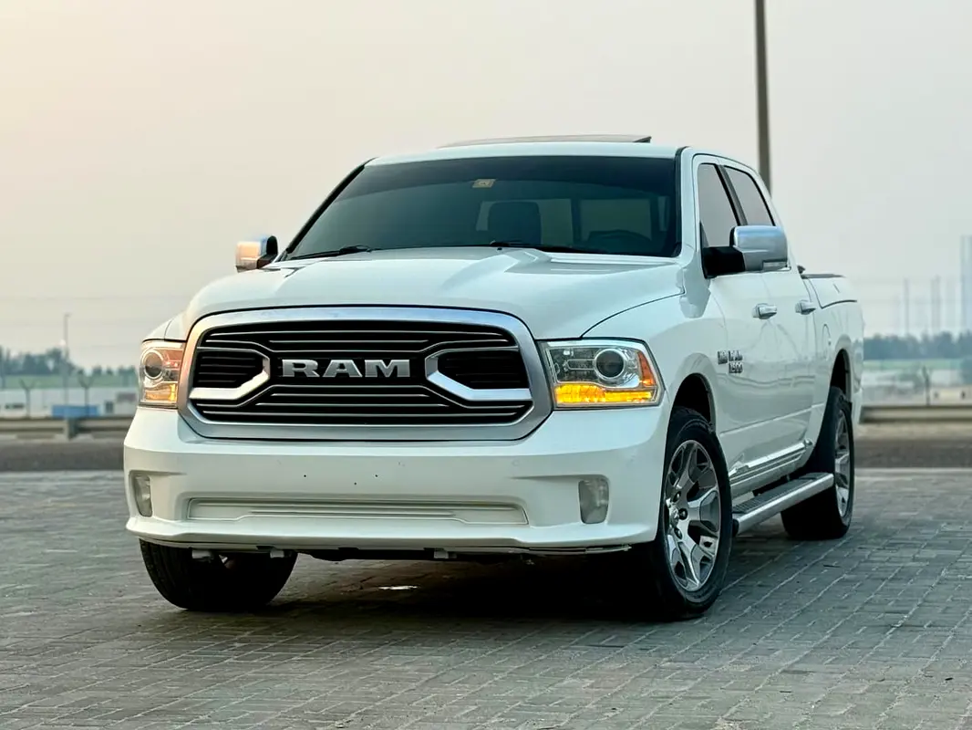 DODGE Ram 1500 Limited 2017 - photo 3 - Import Émirats | International Cars