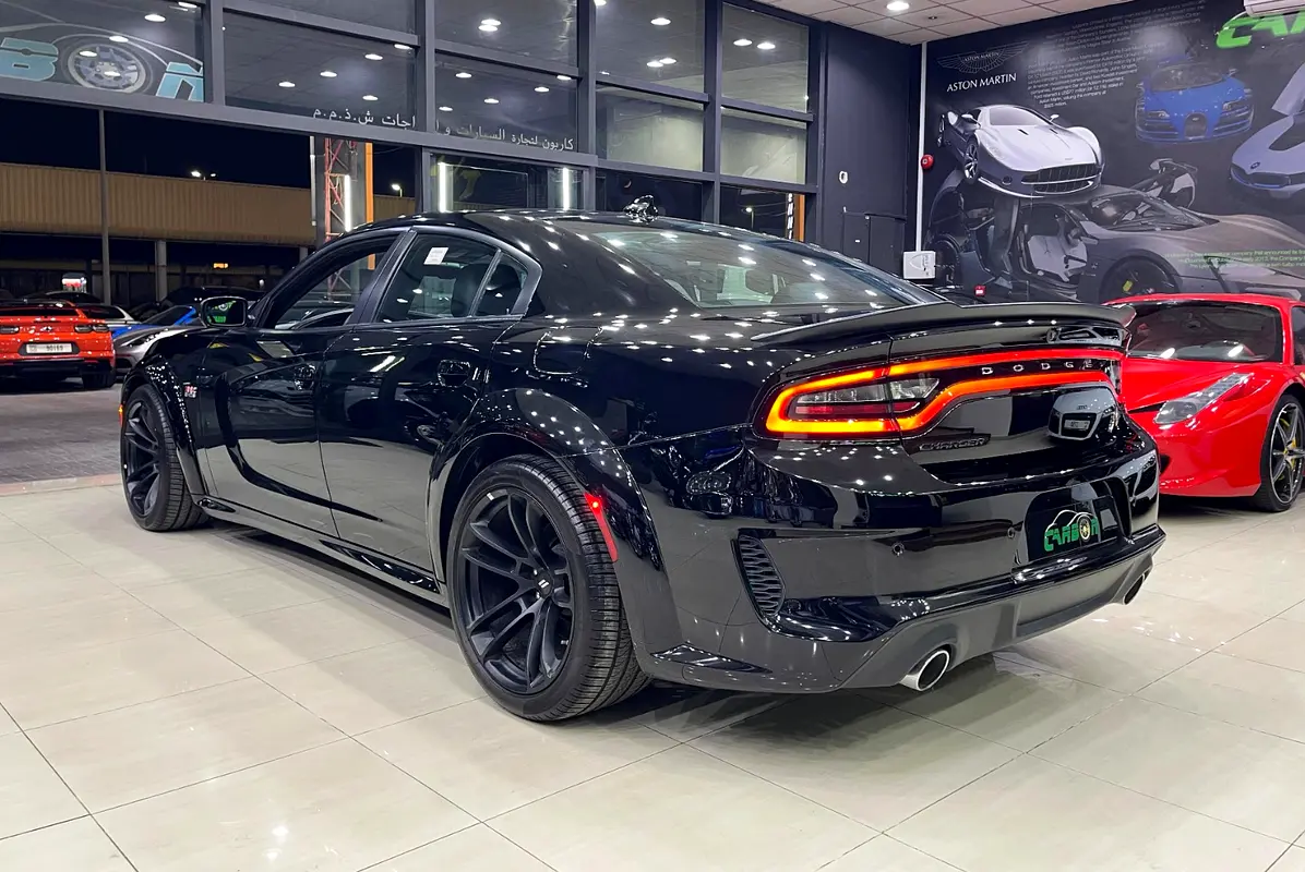 DODGE Charger Scat Pack 2023 - photo 8 - Import Émirats | International Cars