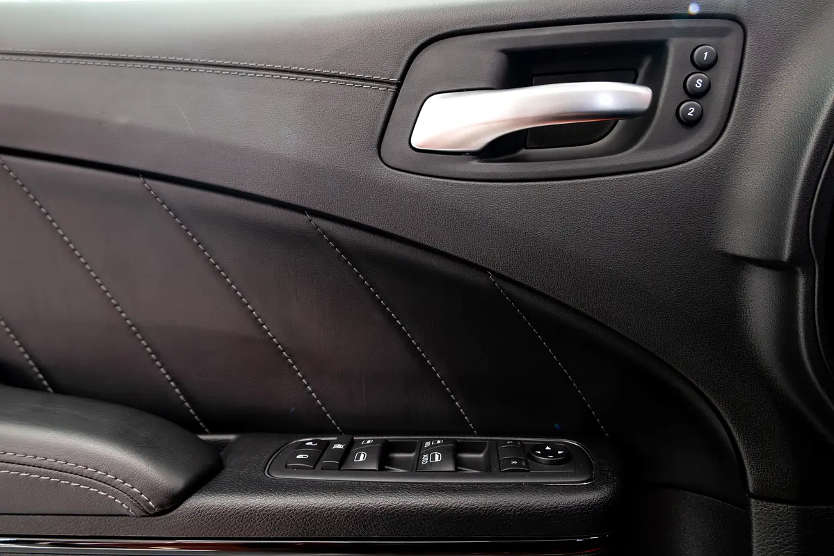 DODGE Charger GT 2020 - photo 12 - Import Émirats | International Cars