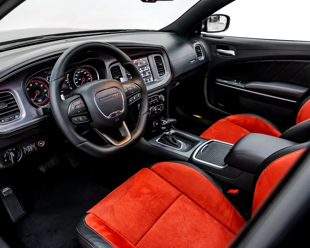 DODGE Charger R/T Scat Pack 2023 - photo 8 - Import Émirats | International Cars