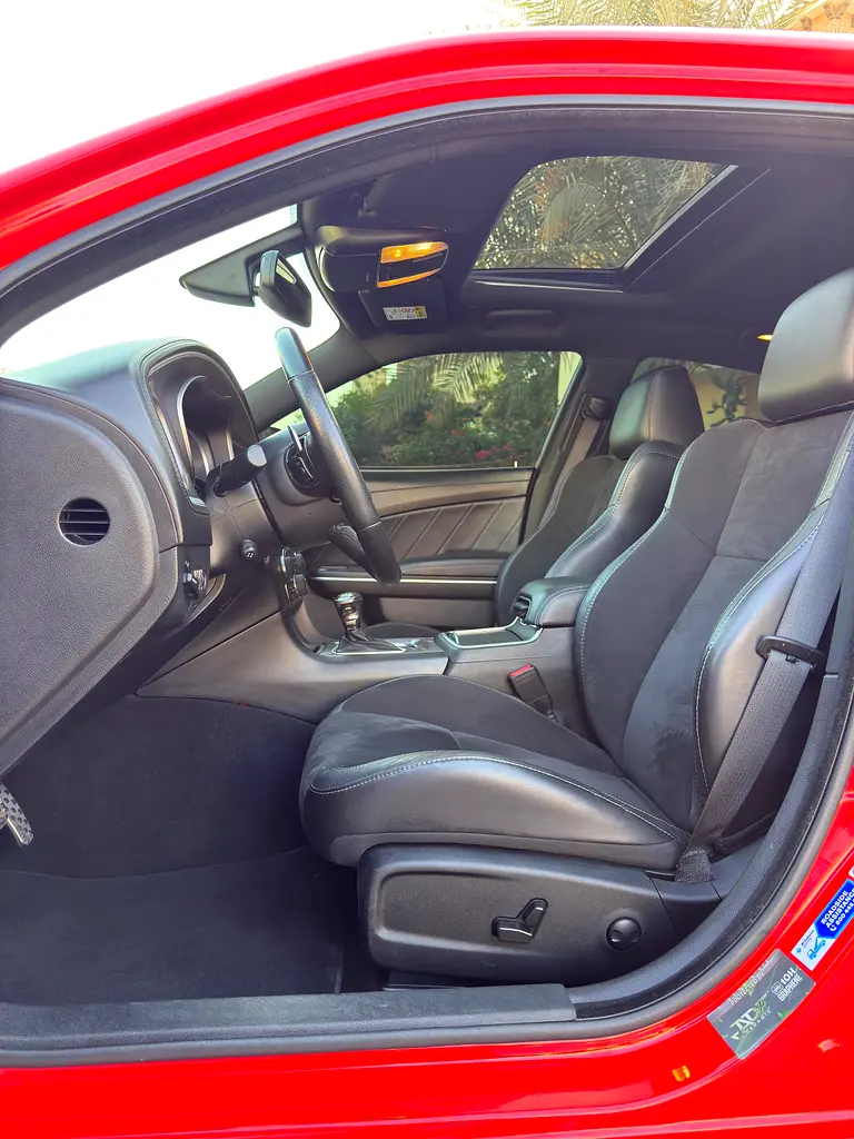 DODGE Charger R/T 2022 - photo 8 - Import Émirats | International Cars