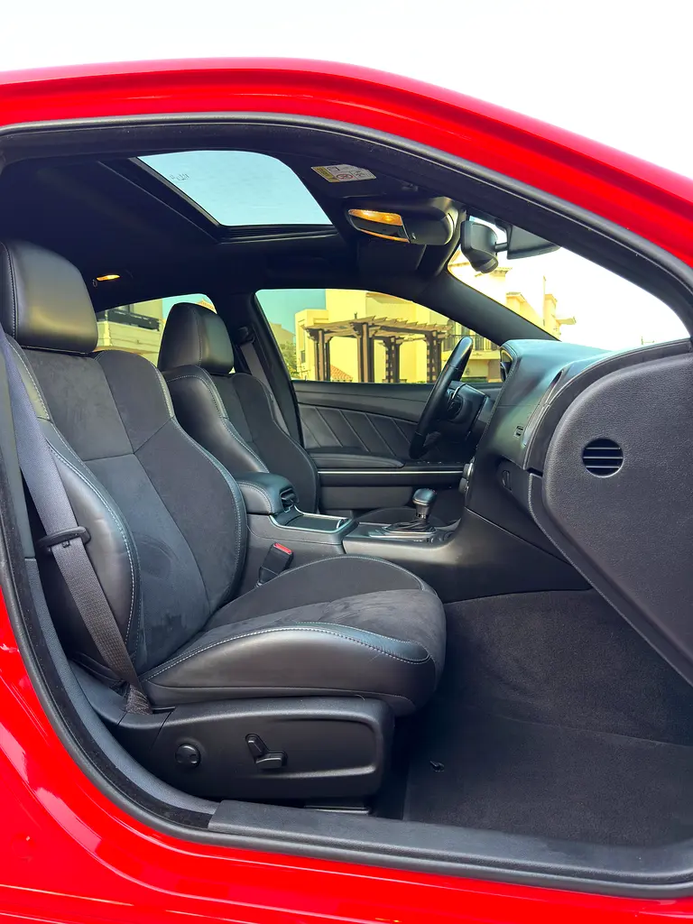 DODGE Charger R/T 2022 - photo 9 - Import Émirats | International Cars