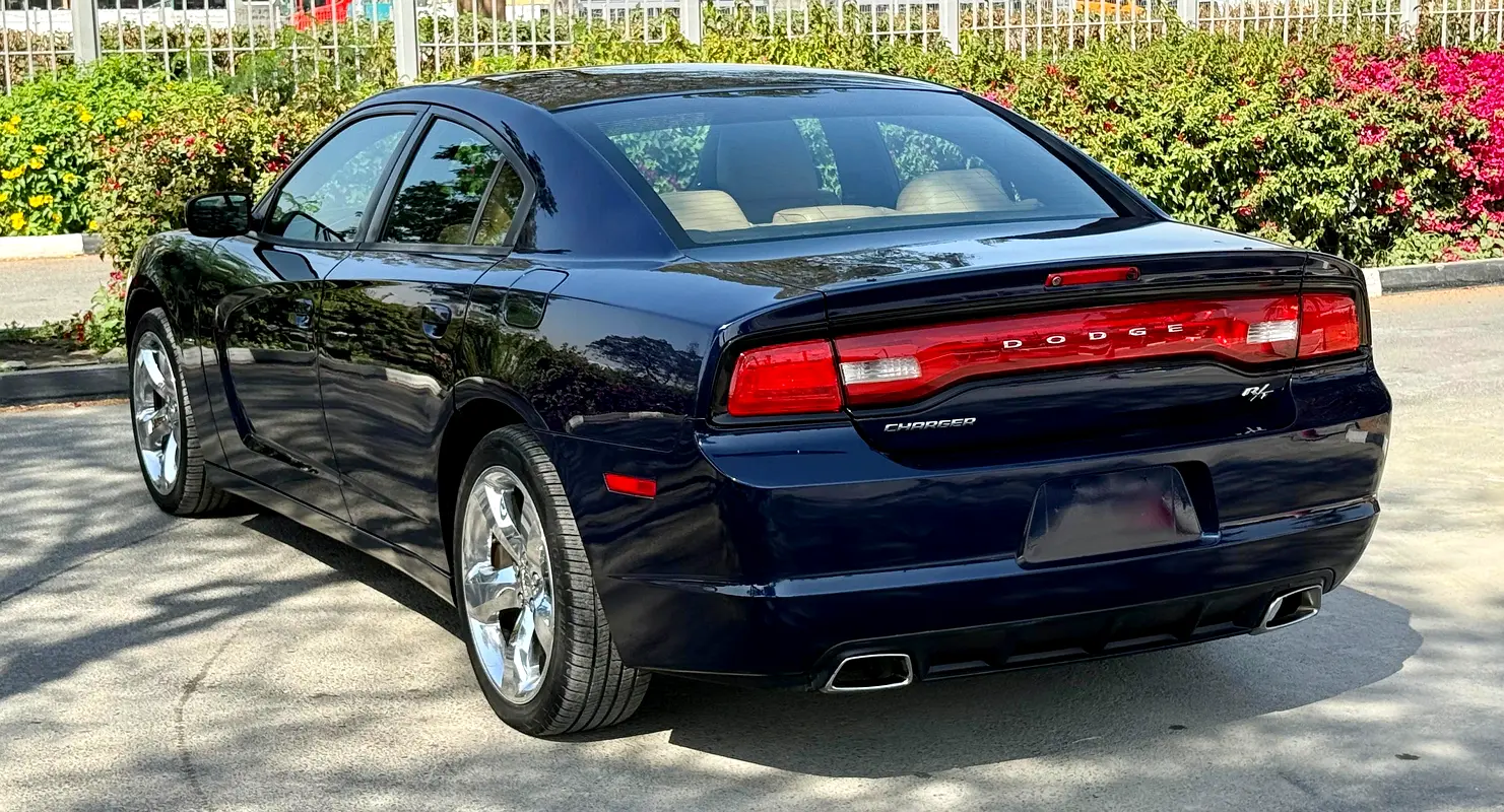 DODGE Charger R/T TOP 2014 - photo 8 - Import Émirats | International Cars