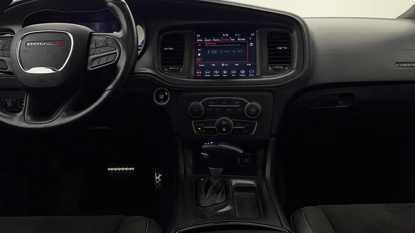 DODGE Charger GT 2023 - photo 8 - Import Émirats | International Cars