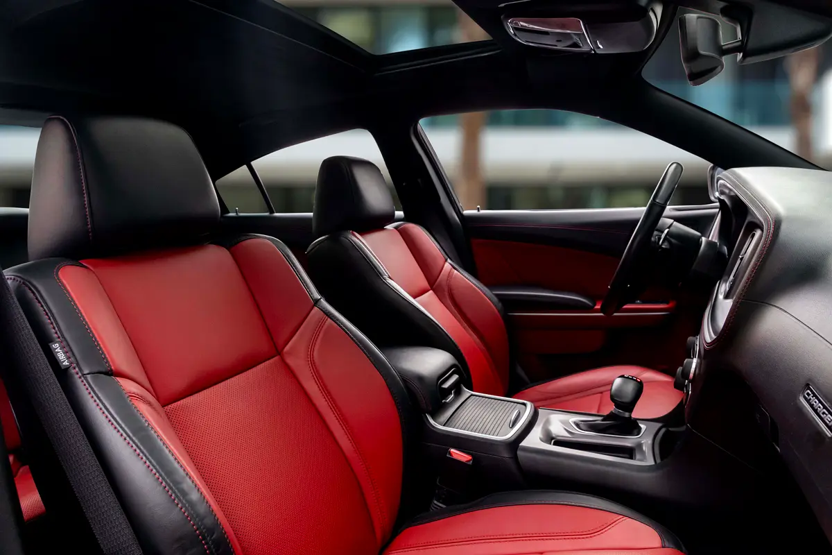 DODGE Charger R/T 2022 - photo 11 - Import Émirats | International Cars