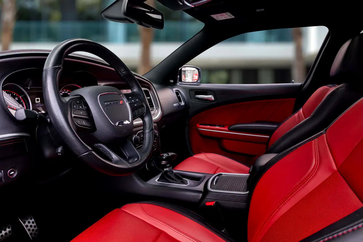 DODGE Charger R/T 2022 - photo 9 - Import Émirats | International Cars