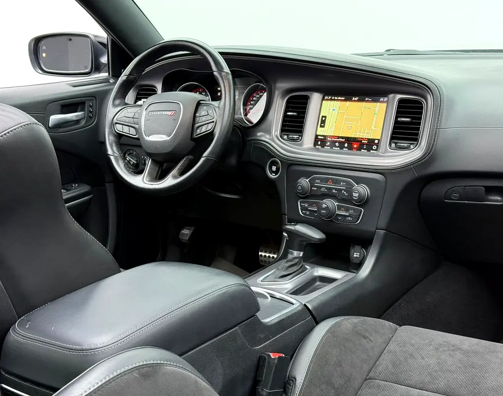 DODGE Charger R/T 2023 - photo 11 - Import Émirats | International Cars