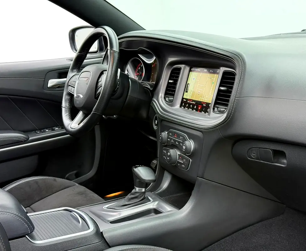 DODGE Charger R/T 2023 - photo 7 - Import Émirats | International Cars