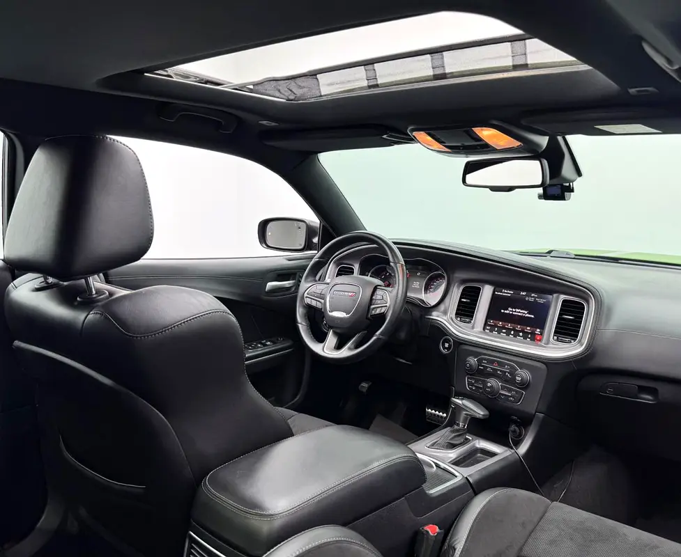 DODGE Charger R/T 2019 - photo 12 - Import Émirats | International Cars