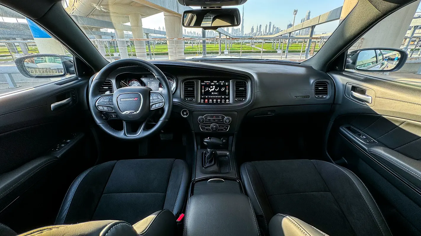 DODGE Charger GT 2023 - photo 10 - Import Émirats | International Cars