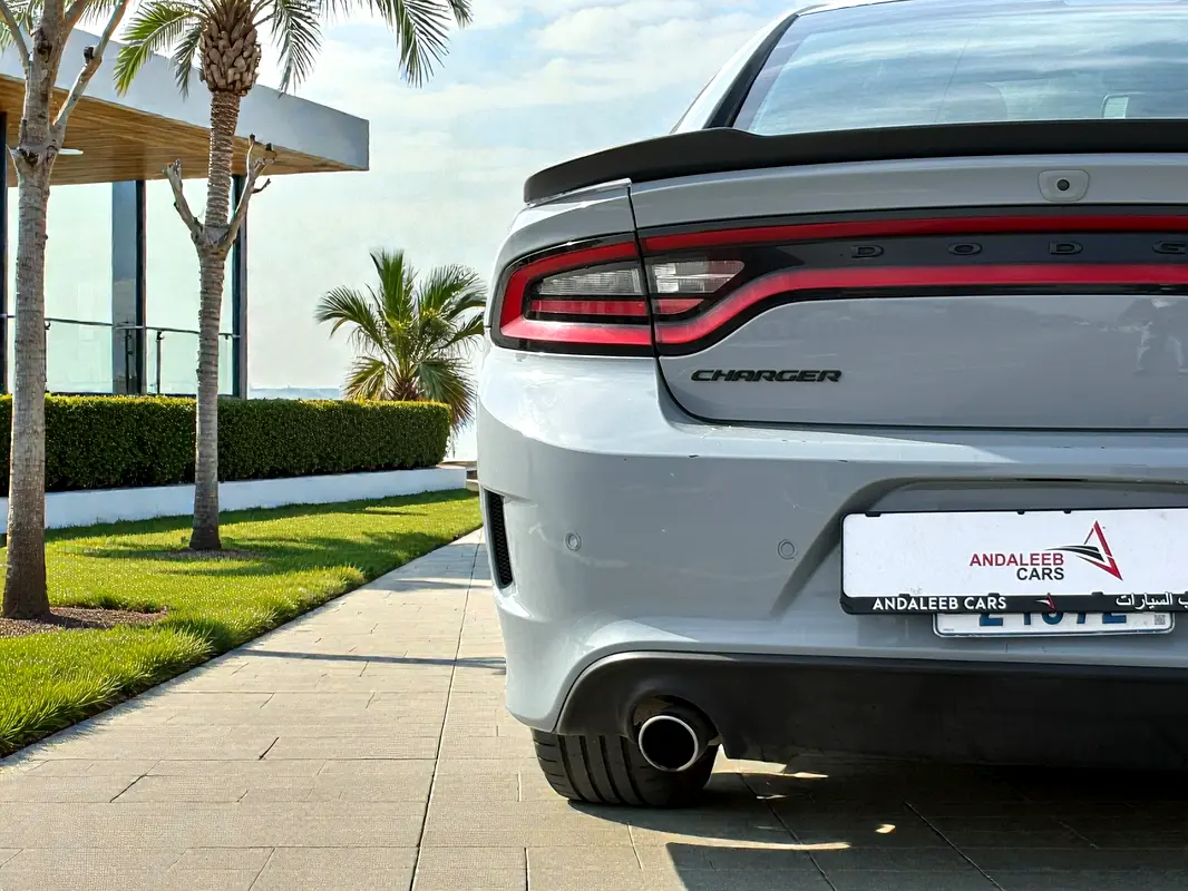 DODGE Charger GT 2022 - photo 9 - Import Émirats | International Cars