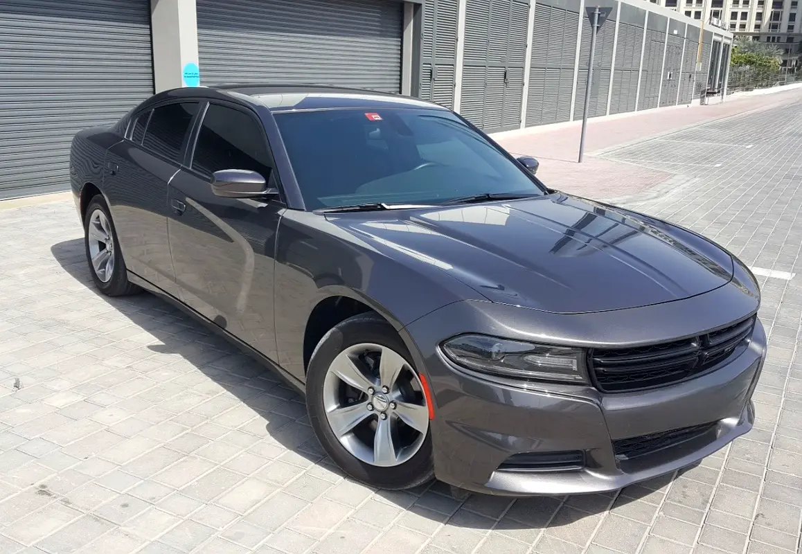 DODGE Charger SXT 2019 - photo 6 - Import Émirats | International Cars