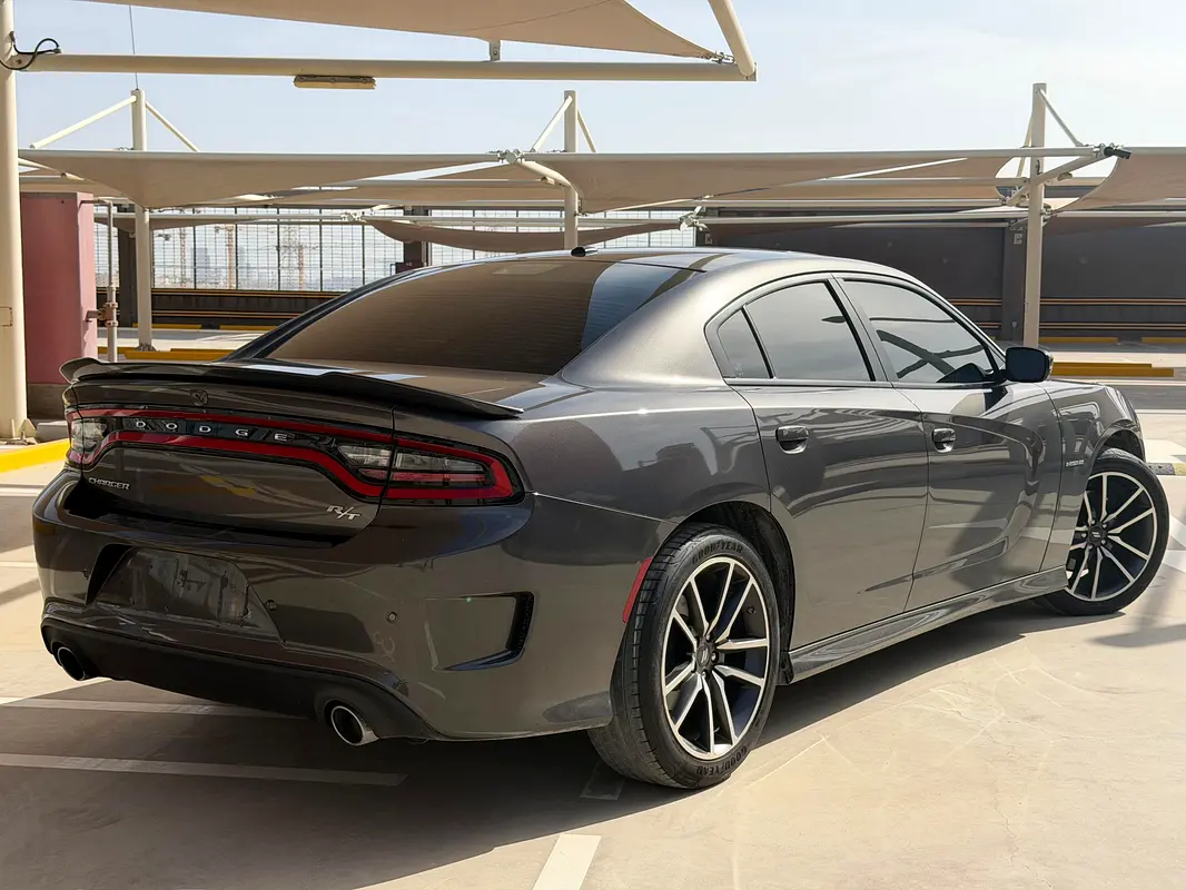 DODGE Charger R/T 2022 - photo 2 - Import Émirats | International Cars