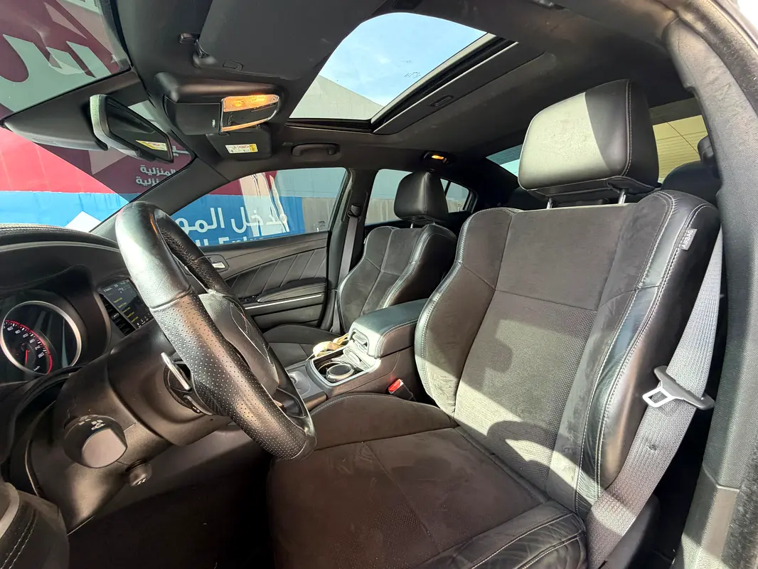 DODGE Charger R/T 2022 - photo 7 - Import Émirats | International Cars