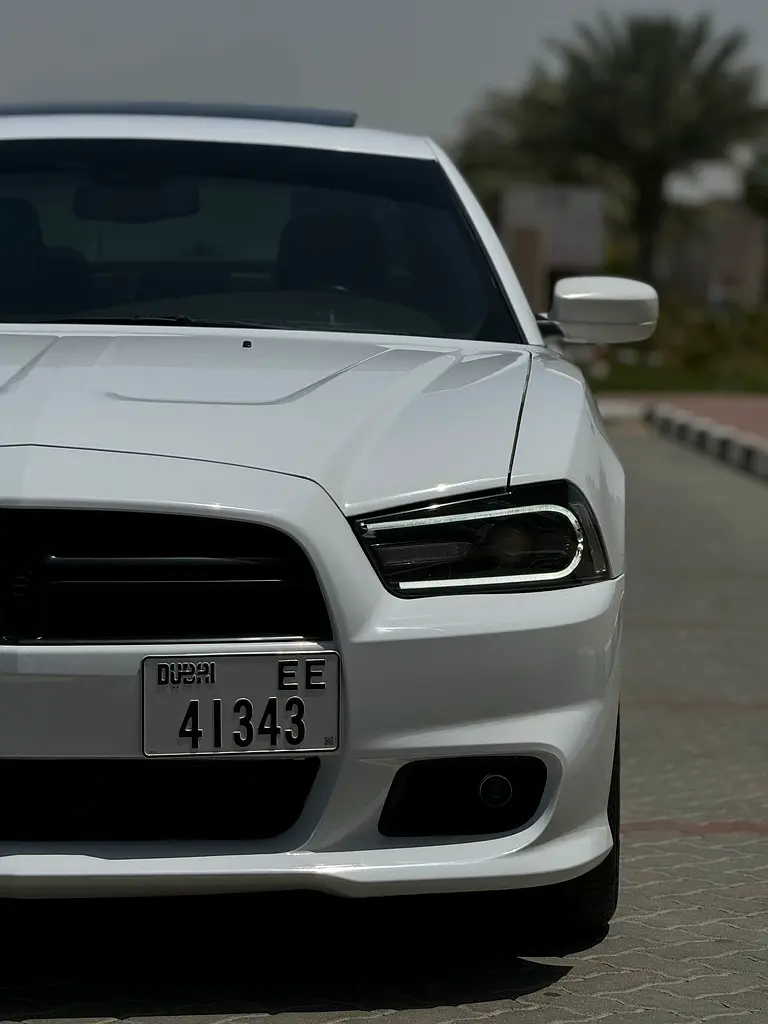 DODGE Charger SXT Plus 2014 - photo 12 - Import Émirats | International Cars