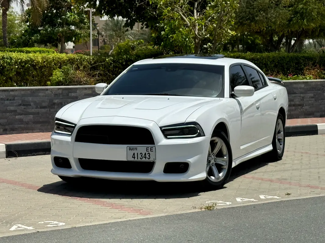DODGE Charger SXT Plus 2014 - photo 2 - Import Émirats | International Cars