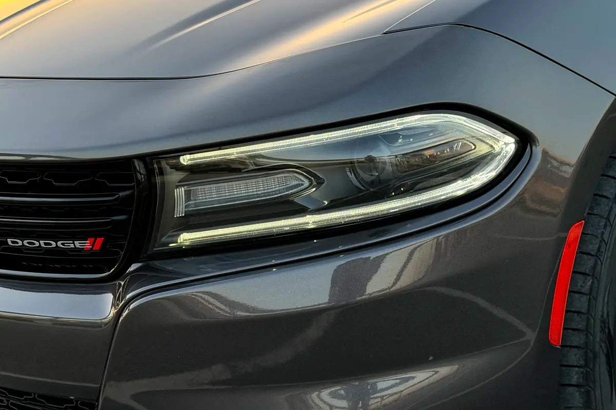 DODGE Charger SXT Plus 2019 - photo 5 - Import Émirats | International Cars