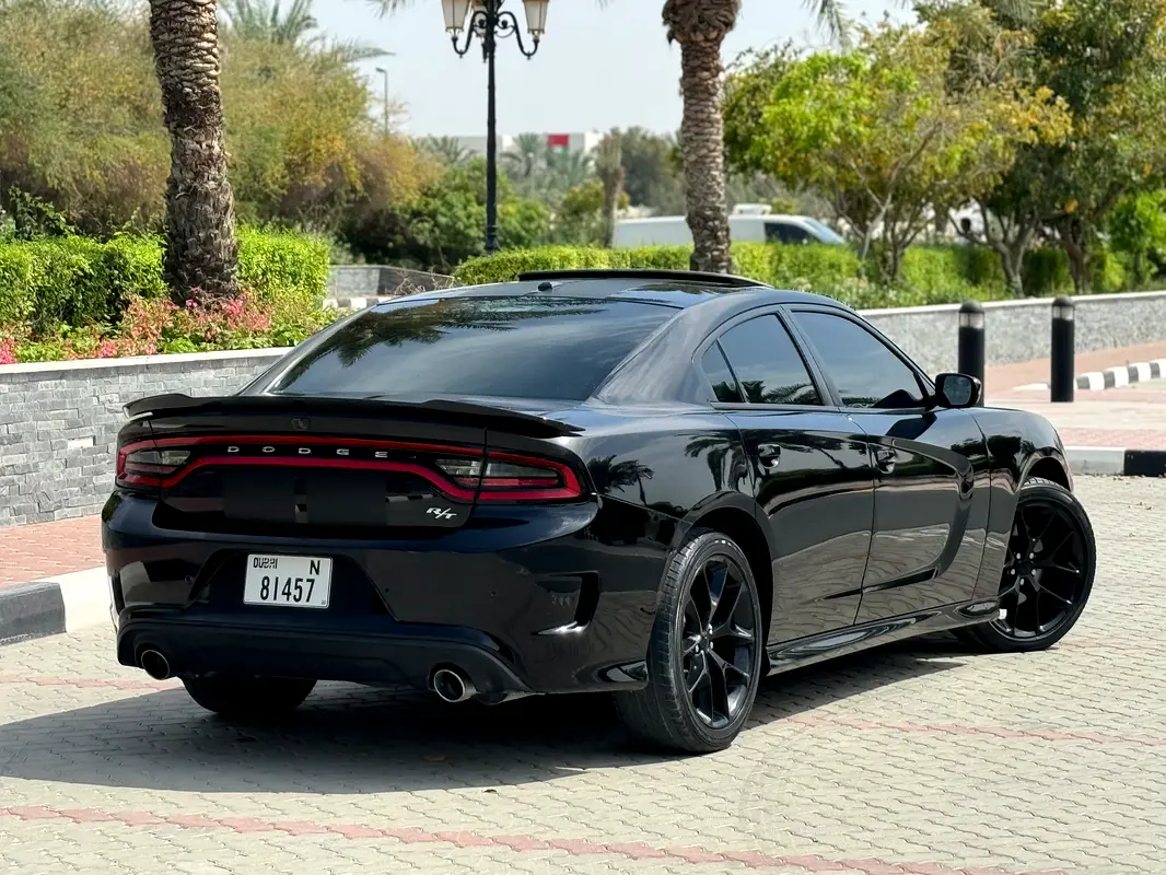 DODGE Charger R/T Plus 2019 - photo 4 - Import Émirats | International Cars