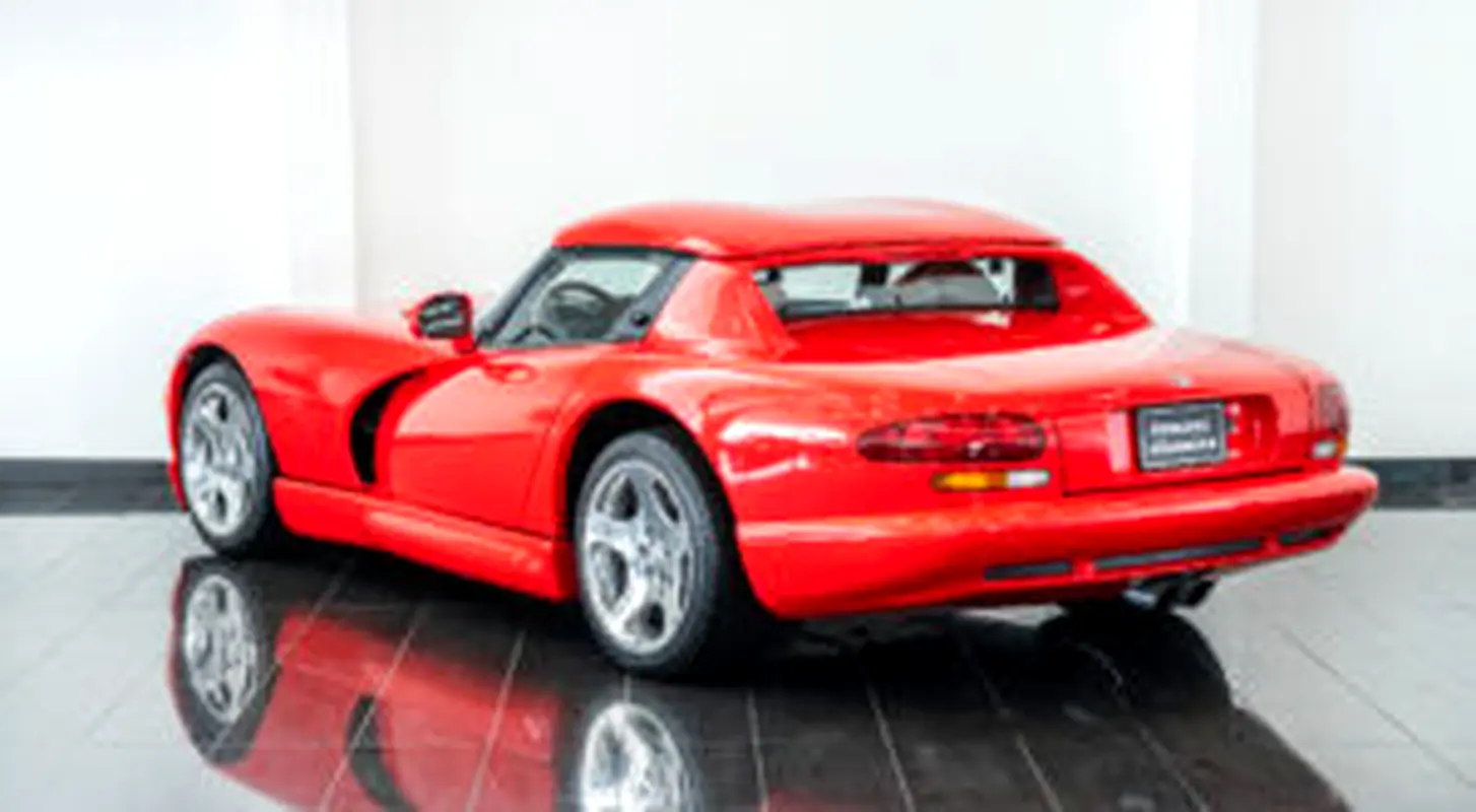 DODGE Viper Other 2001 - photo 7 - Import Émirats | International Cars