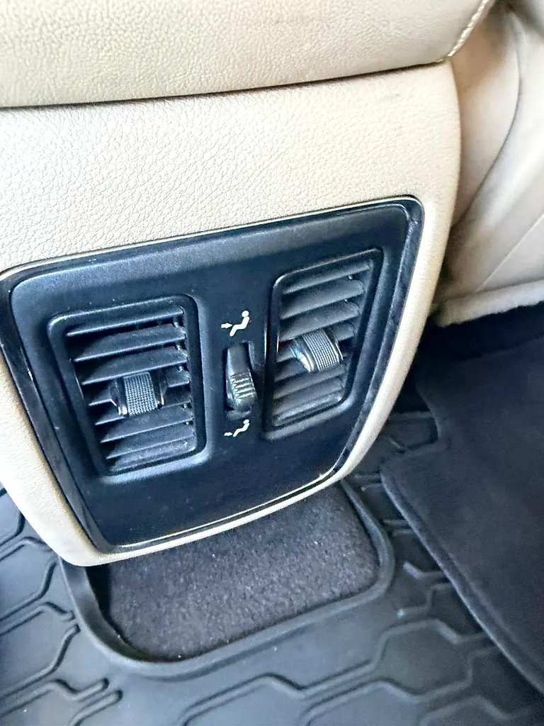 DODGE Durango Crew 2015 - photo 11 - Import Émirats | International Cars