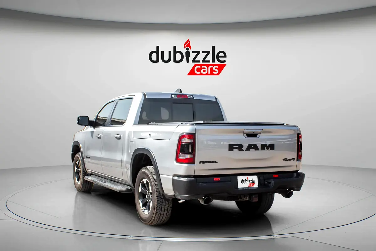 DODGE Ram 1500 Rebel Crew 2022 - photo 8 - Import Émirats | International Cars